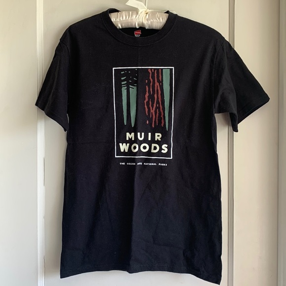 NWOT Muir Woods graphic t-shirt Black size small - Picture 1 of 4